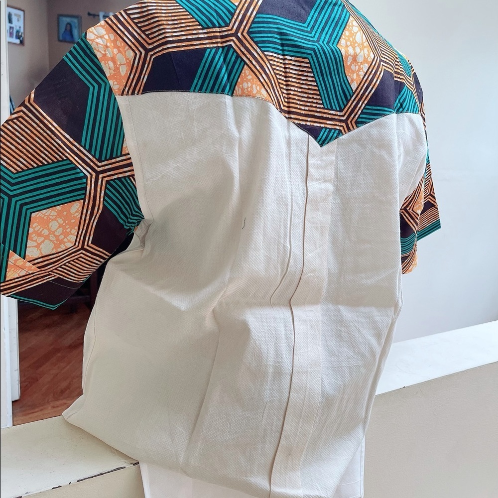 African Print Bottom-up Shirt - Picture 3 of 6